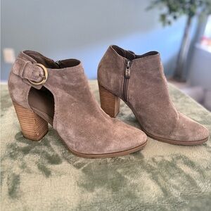 Franco Fortini Taupe Suede Ankle Booties